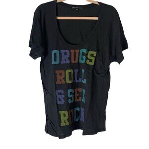 Truly Madly Deeply‎ size medium T-shirt